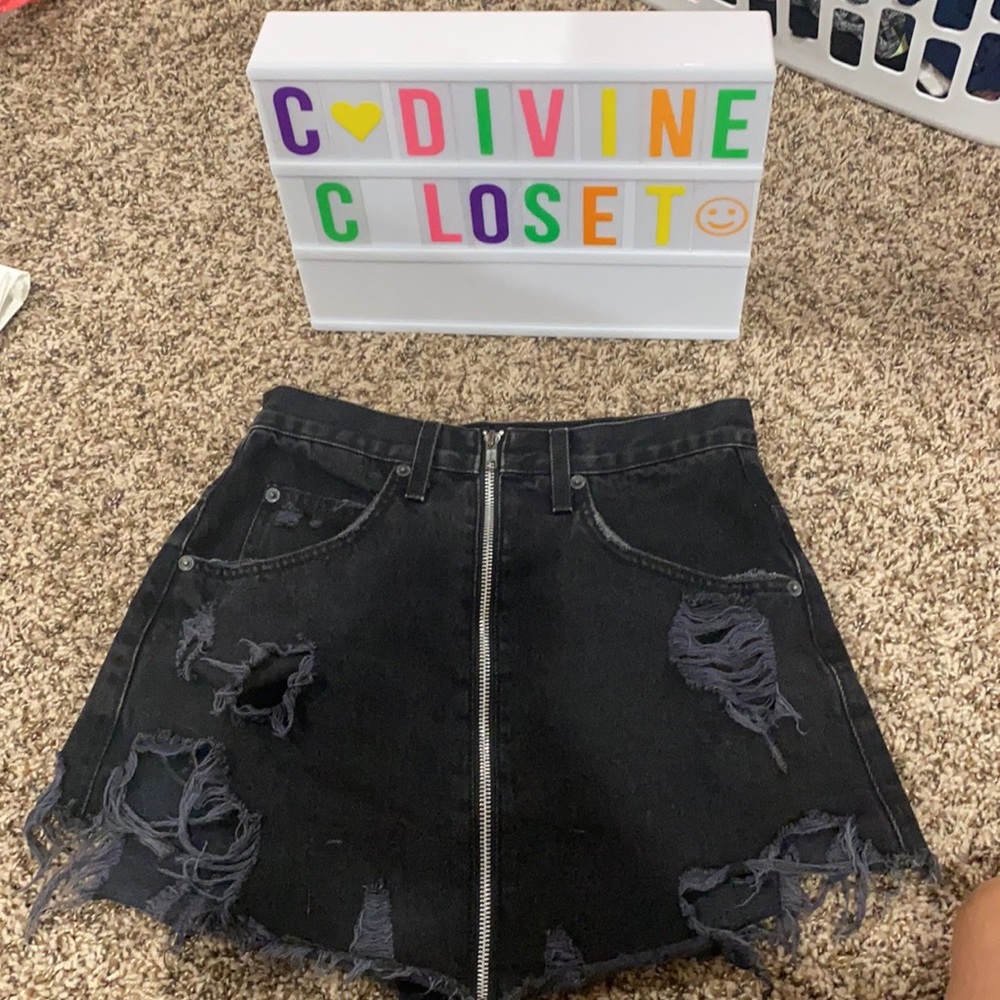 Black Carmar mini skirt! Size 26!